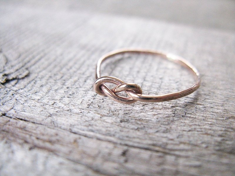 AutumnEquinox's tweet photo. Infinity Ring Rose Gold Fill Stacking Ring Knot https://t.co/0EAm9vyzrk #Etsy #SimpleBand https://t.co/ZpIrC2VAD8