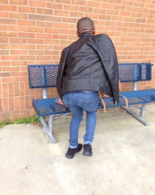 CattorrCat's tweet photo. when sta changes the dress code https://t.co/uEd2bfWbKO