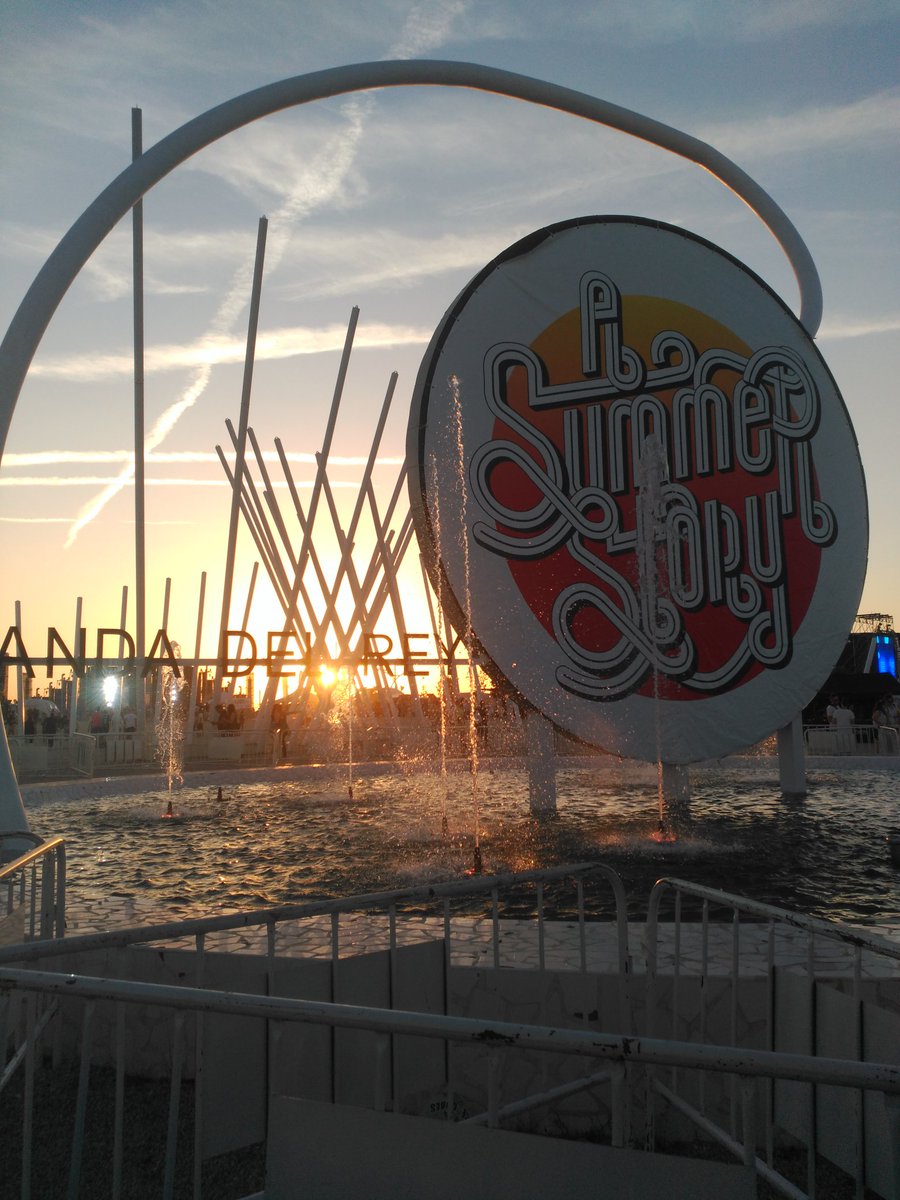 BlancaRico_'s tweet photo. Uno de los mejores findes de mi vida @ASummerStoryFes https://t.co/jLbPGKjfyq