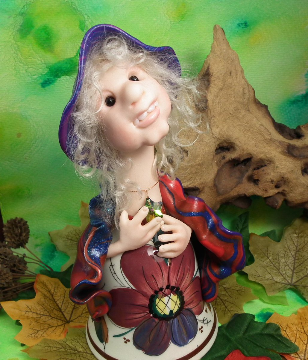 ElfWorldArtisan's tweet image. ~ my new friend 'Lady Columbyne' ~ etsy.me/2936UAZ ~ Elf Mistress of Summertime Flora ~ #BeeDefender ~