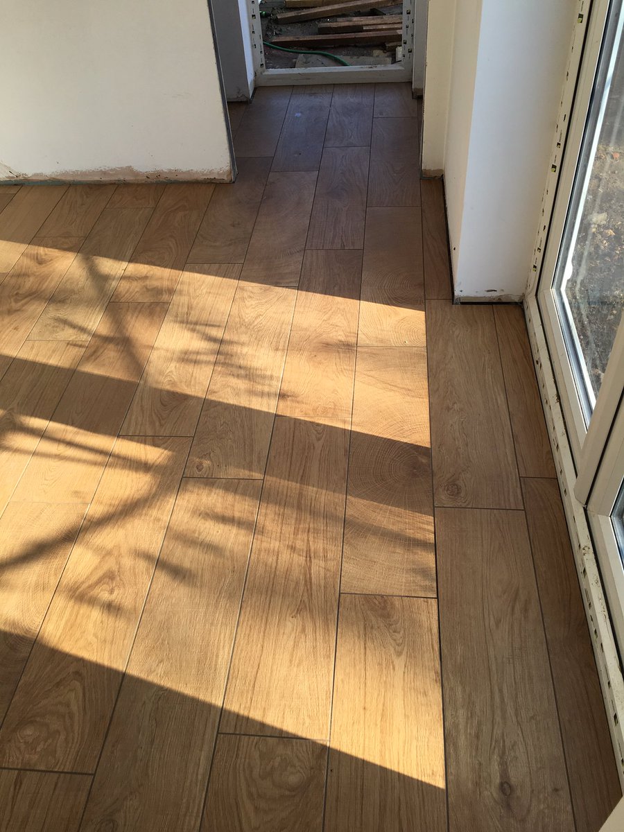 FishersPlumbing's tweet image. Thanks to @RawTiling for a top job laying @Porcelanosa_EN well happy with it, worth the wait #topjob