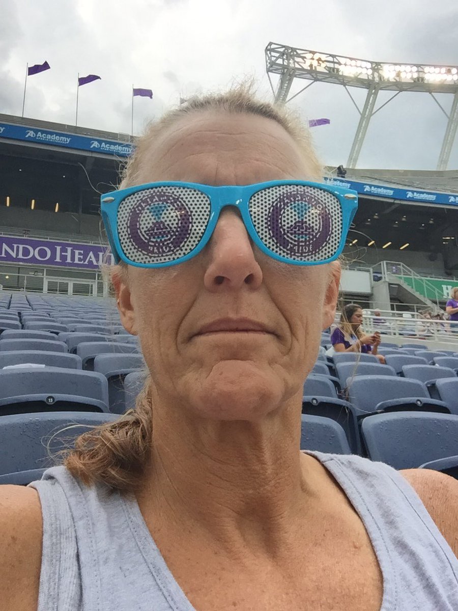 susanroeder's tweet photo. Never mind my peahead.. #IGotPride #OrlandoPride #ORLvPOR #FilledWithPride https://t.co/mgmG3oNeIe