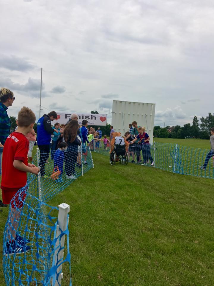 So our naughty pie eating mascot, Uncle Bob cheated in the mascot race today at <a href="/thatchamfunday/">ThatchamFamilyFunDay</a>... naughty naughty!