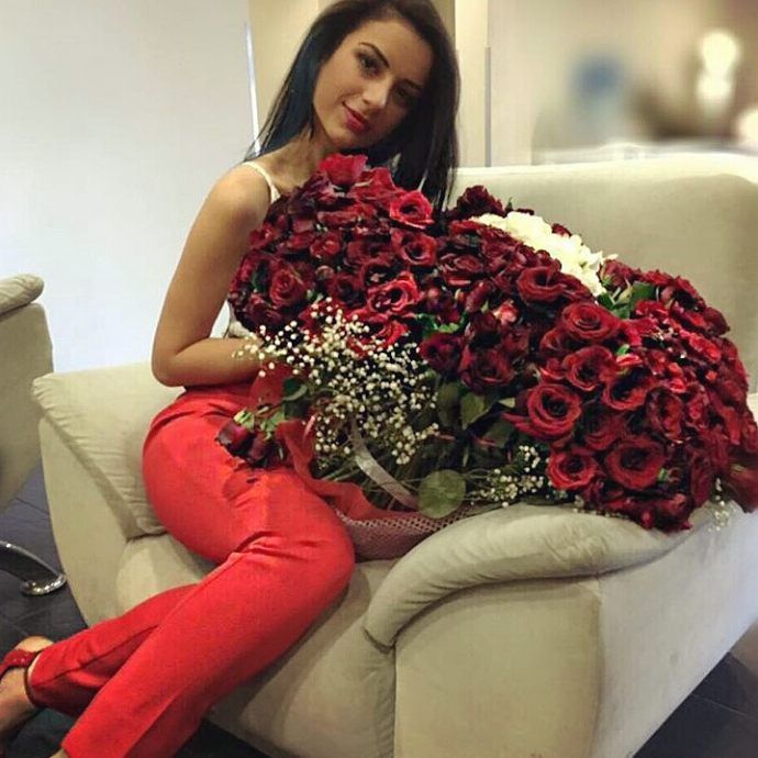 Kocaman yürekli minik kadın #NurYaz5100Gönder