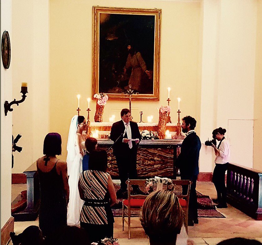 lucianonobili's tweet image. C&apos;è chi dice sì. 
Auguri senza fine ad @andreadelogu e @francescodaje.