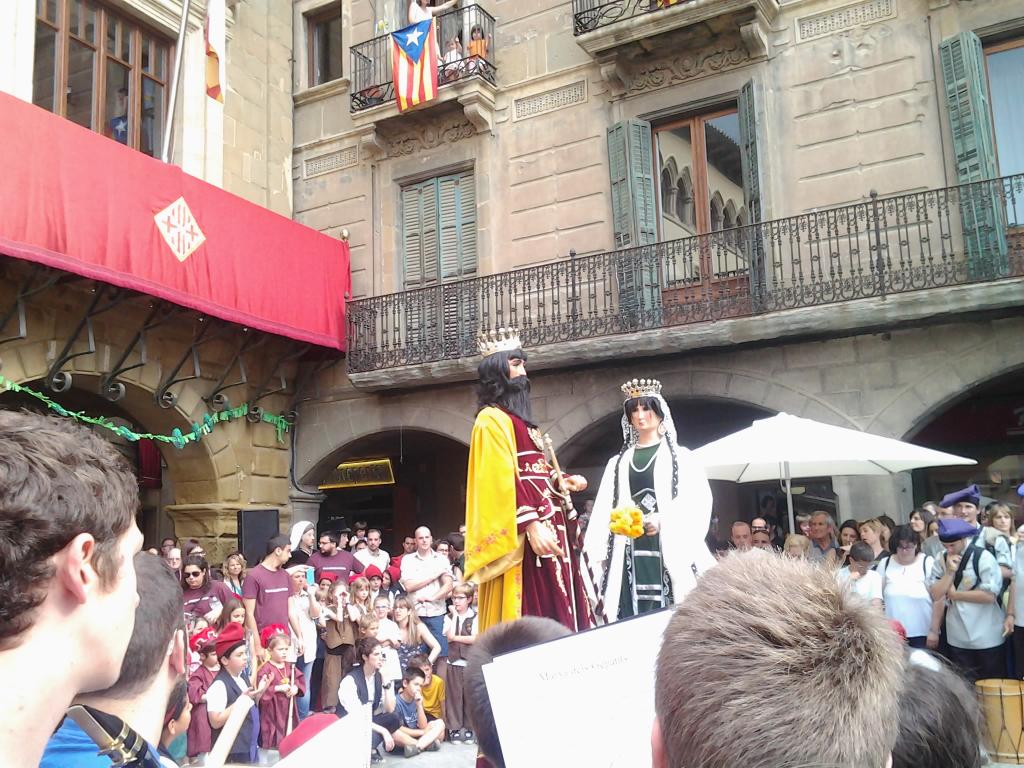 RogerdeVic's tweet photo. #XurricadaInfantil de la #FMVic2016 #Culturapopular https://t.co/f43AXhRMkd