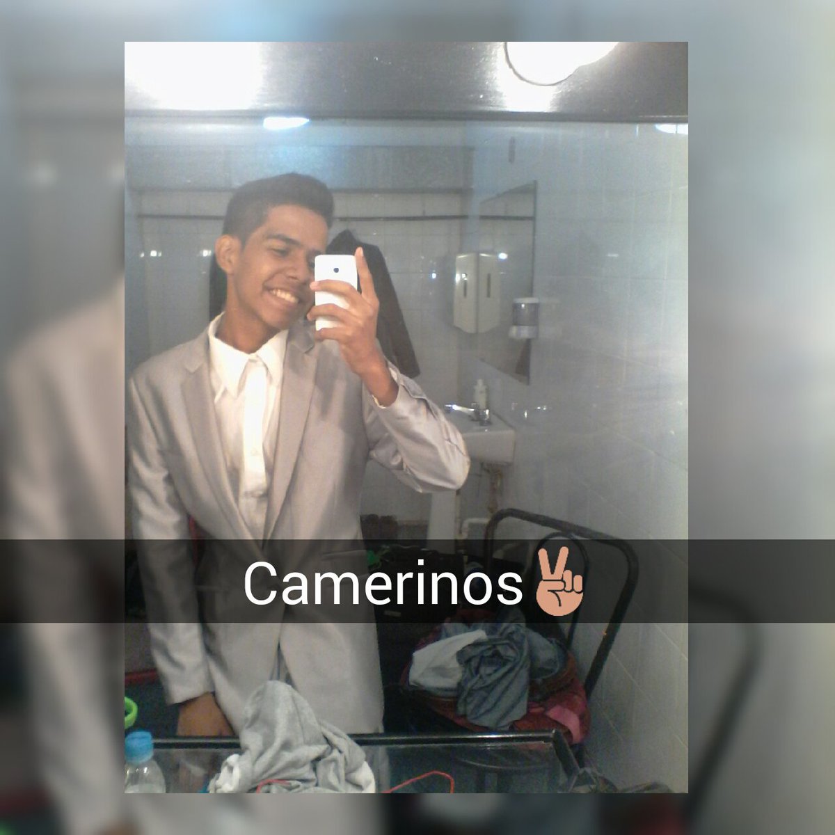 eduardokingOfii's tweet photo. #Camerinos🎬 Lia Bermudez.🎤 Noches de sorpresas Alegría Emocione #Academia🎓 @famatvzulia #MARACAIBO #ZULIA 📺📡 https://t.co/sPFemilEUm
