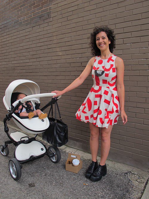 A mother and her new daughter show off their stylish outfits
chicagoreader.com/Bleader/archiv…