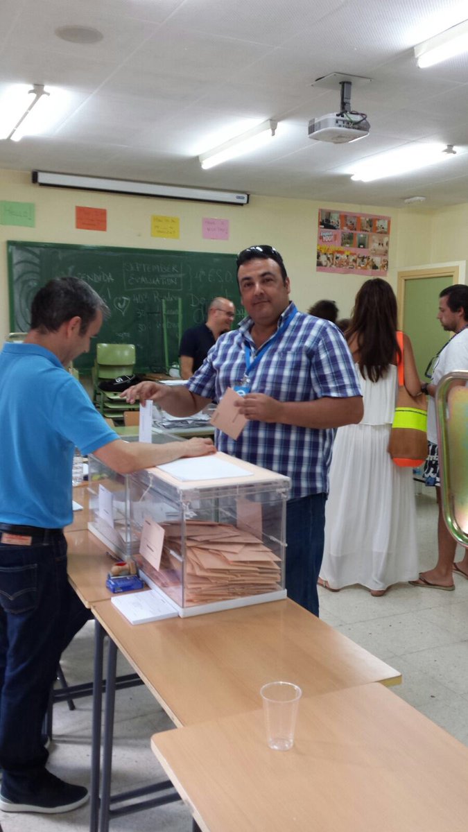 #YoHeVotado #PartidoPopular en #Espinardo por si alguien no se ha dado cuenta. #Afavor de un futuro para todos.