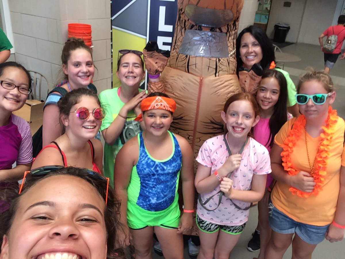 JoyB113's tweet photo. #collide16 with the Best Small Group Ever! https://t.co/TqLxRdUxMu