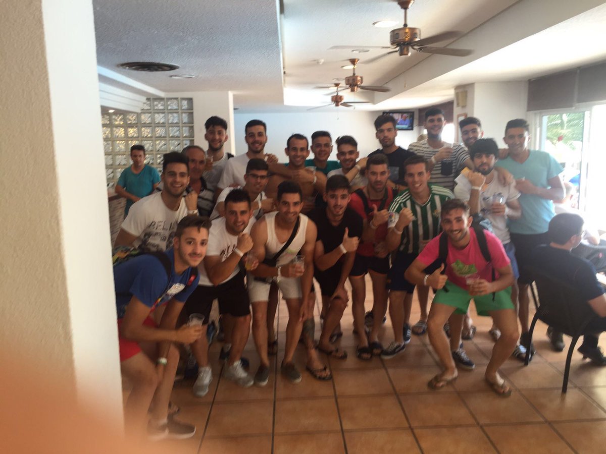 CD_Guadiana_'s tweet photo. El equipo ya esta de vuelta a casa,hemos disfrutado muchisimo y al año que viene mas y mejor. Toca descansar https://t.co/mXLuTUkSv7