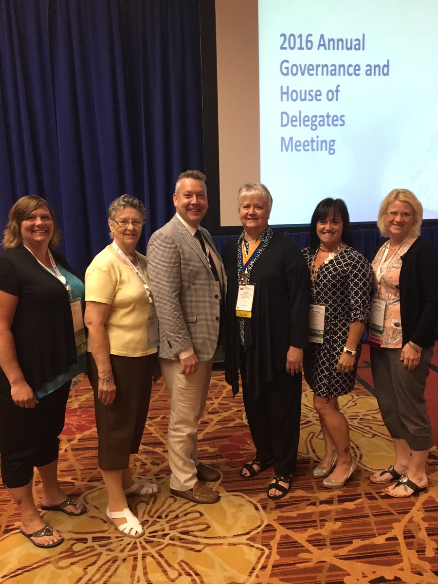 Deanna17320789's tweet photo. MN is wrapping up the 31st HOD meeting. Here's your delegates, alternate delegates and ARRT representatives #asrt16 https://t.co/C4fACzhRoY