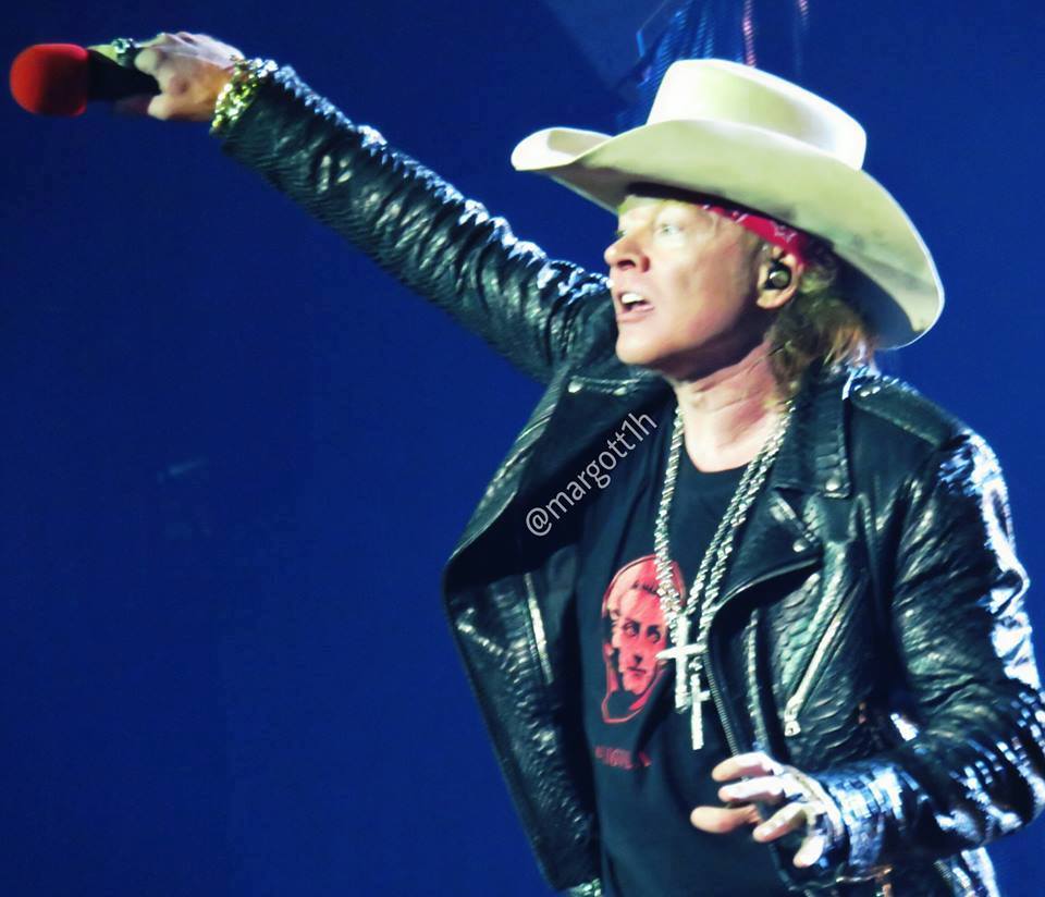 Guns N' Roses at Ford Field, Detroit, EUA - June 23, 2016.

<a href="/Slash/">Slash</a>

#GnFnR #NotInThisLifeTimeTour