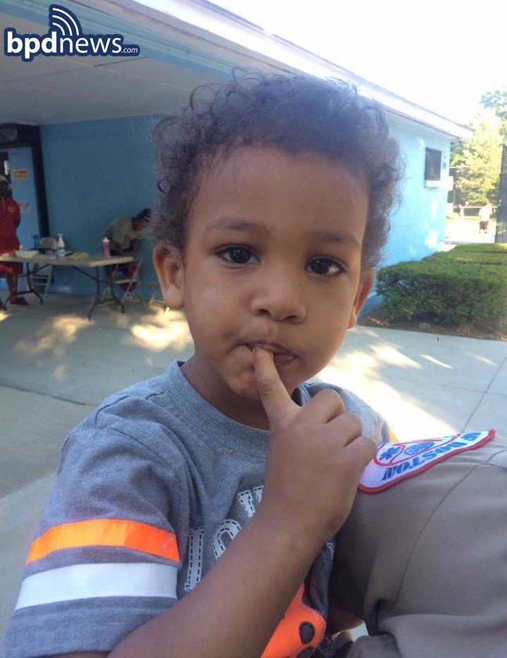 bostonpolice's tweet photo. #BPDCommunityAlert:BPD Seeks Public’s Help to ID Child Found Alone at Playground in Mattapan https://t.co/tlMJ1qXhk6 https://t.co/396Ver81aE