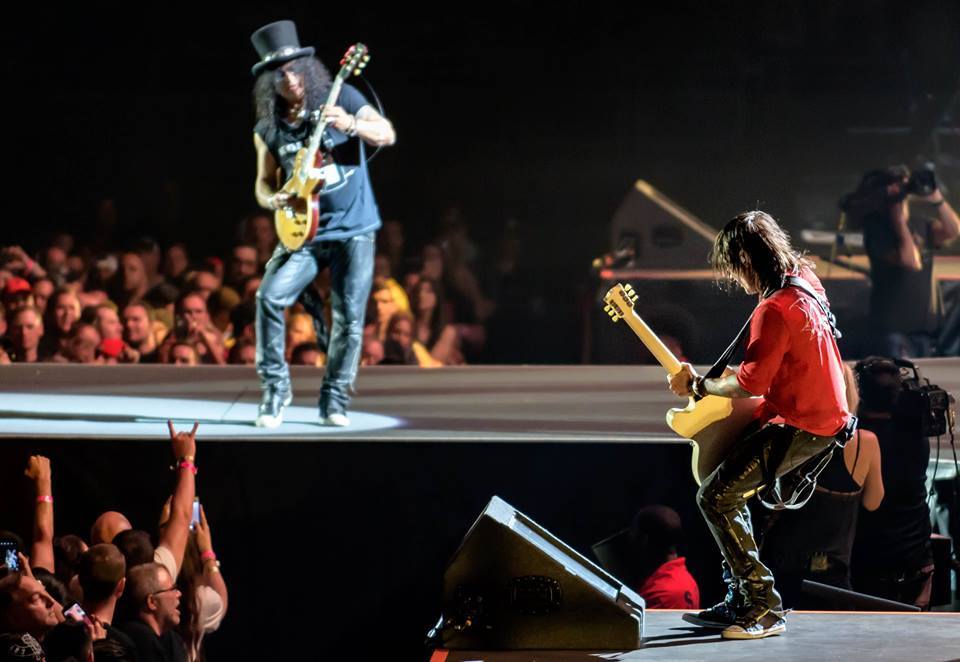 Guns N' Roses at Ford Field, Detroit, EUA - June 23, 2016.

<a href="/Slash/">Slash</a>

#GnFnR #NotInThisLifeTimeTour