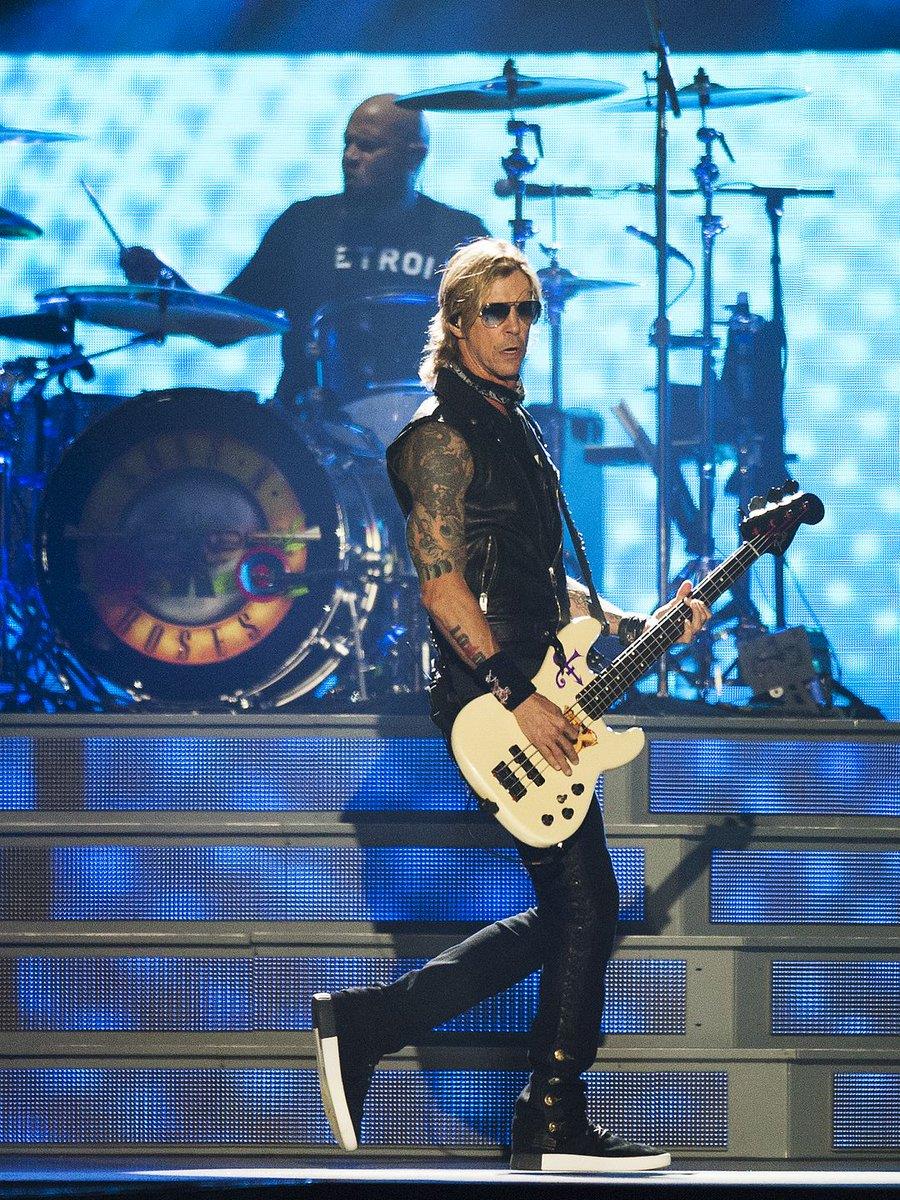 Guns N' Roses at Ford Field, Detroit, EUA - June 23, 2016.

<a href="/Slash/">Slash</a>

#GnFnR #NotInThisLifeTimeTour