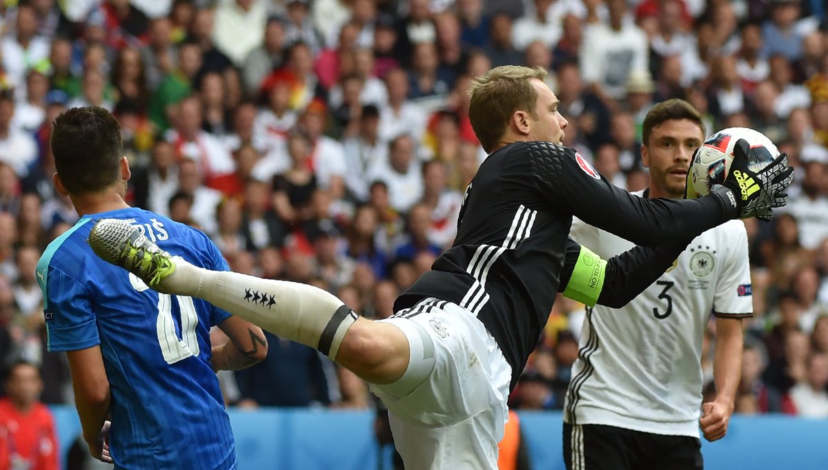 UEFAEURO's tweet photo. #GER's @Manuel_Neuer is the only goalkeeper unbeaten in all four of his matches so far. ✋👏 #GERSVK #EURO2016 https://t.co/GgeNz0pVLo