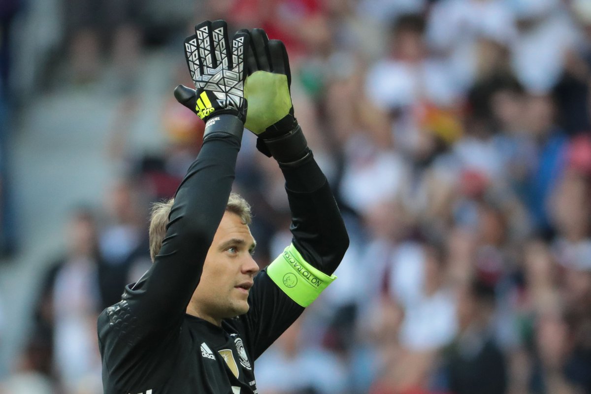 DFB_Team_EN's tweet photo. 4 games, 4 clean sheets - a perfect record at the back for @Manuel_Neuer &amp; Co. 👏 Why not make it 7 games 😉 #EURO2016 https://t.co/Fvc0RrNor1