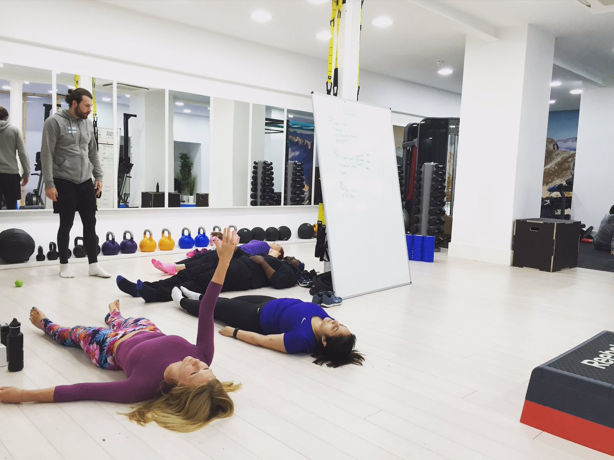 weareoutrivals's tweet photo. Our 3rd #FitMiFIX monthly #workshop was on #mobility #techniques with #triggerball and #foamrolling. #fitmibody https://t.co/Rh1uavqmB4