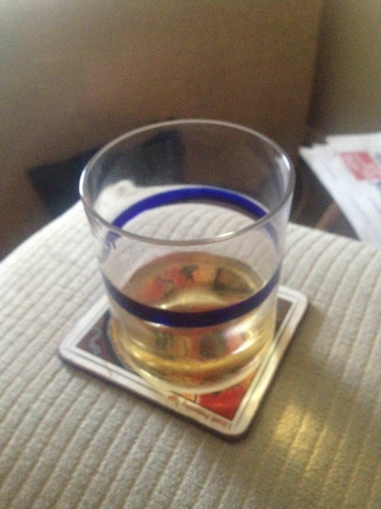 h_sedge13's tweet photo. @WineShowTV is a tumbler ever ok for wine? https://t.co/AmR0Jv1dJE