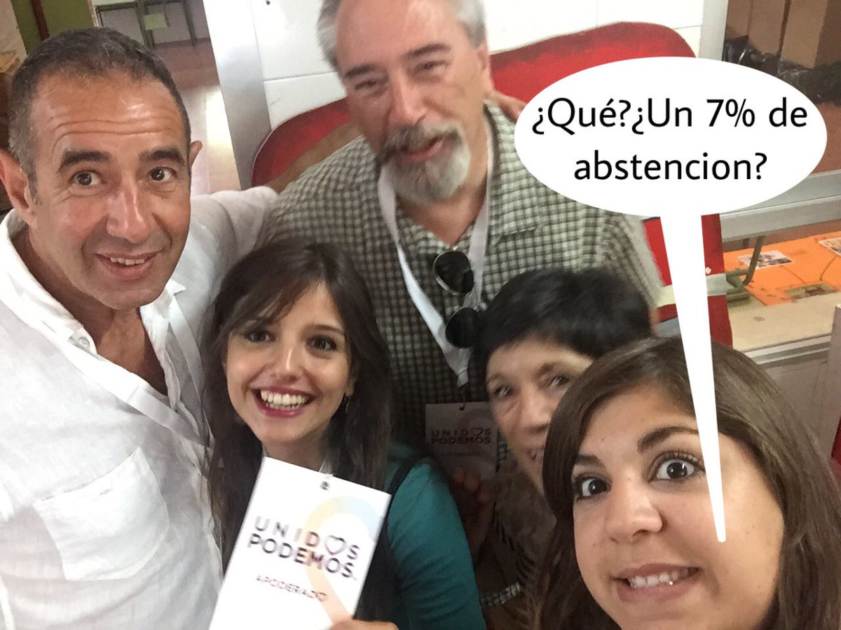 CarladeNicolas's tweet photo. A veces, lo que imaginas y lo que sueñas, pasa. Suena a marea y desborde. #UnidosPodemos26J #LaSonrisaDeUnPais https://t.co/BJLFmBs5Ib
