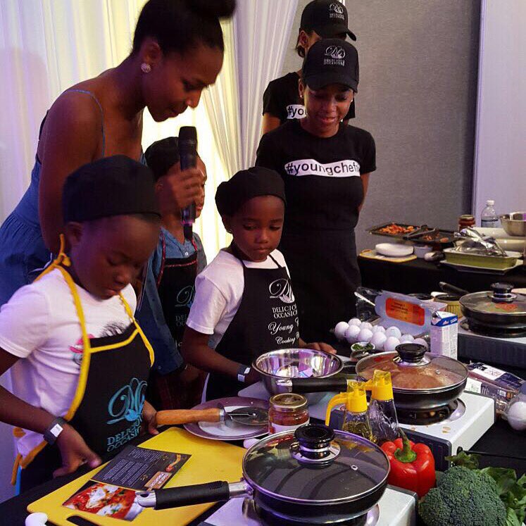 smarteggsja's tweet photo. Terri karelle w/ the young chefs in the cb foods kitchen making shirred eggs with Smart Eggs #B3Expo #SmartEggsJa https://t.co/GE03Ao3eBk