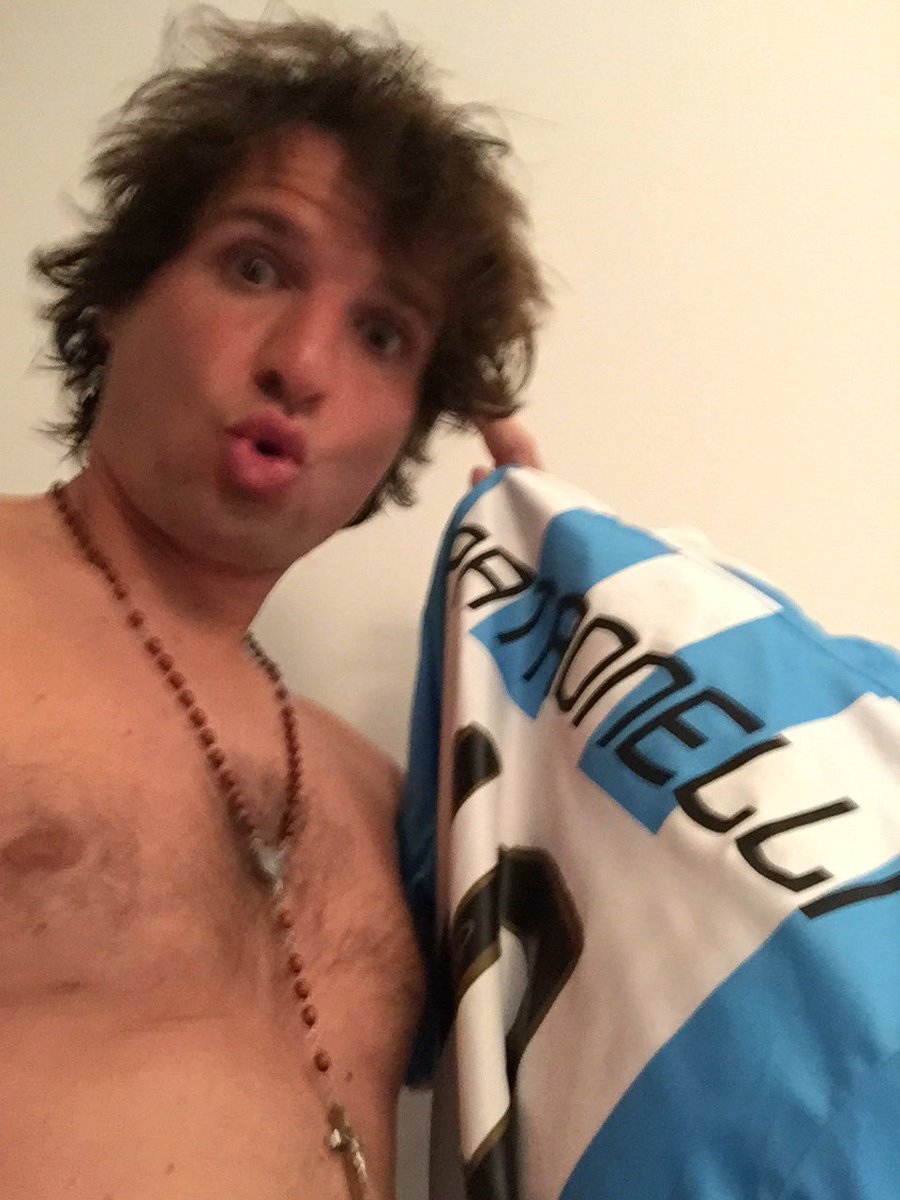 patronelliok's tweet photo. Vamos Argentina. 🇦🇷🇦🇷🇦🇷🇦🇷🇦🇷🇦🇷 https://t.co/vZYHPXzlSM