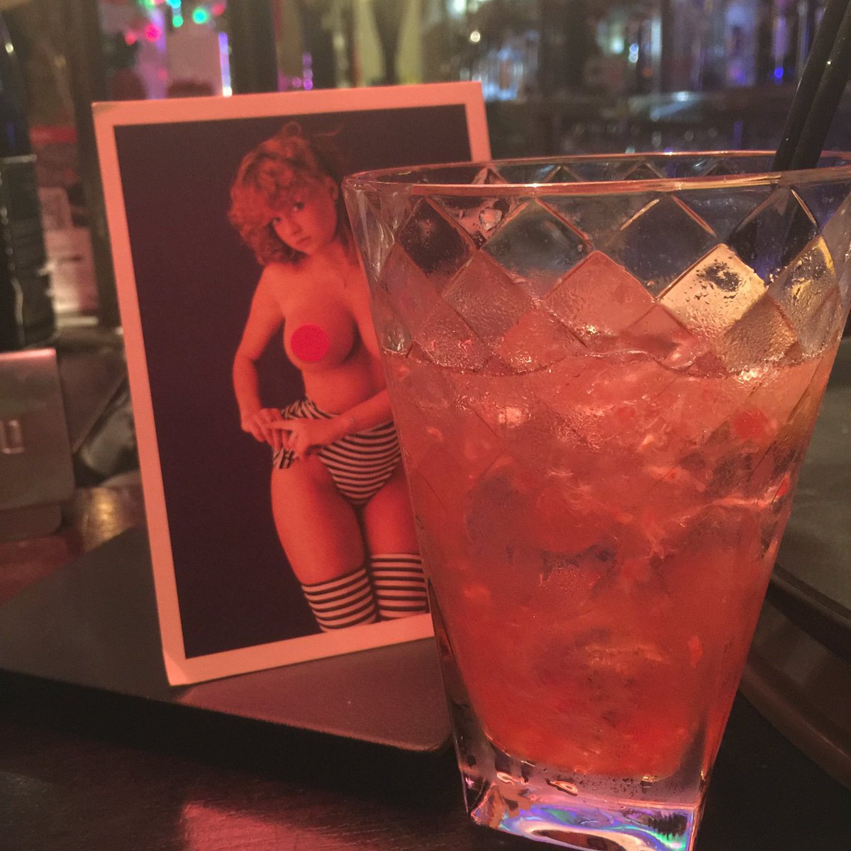 distritobar's tweet photo. #sexonthebeach en #distritobar #cordobaesp #santimadueño https://t.co/AXzS5ZtIR2