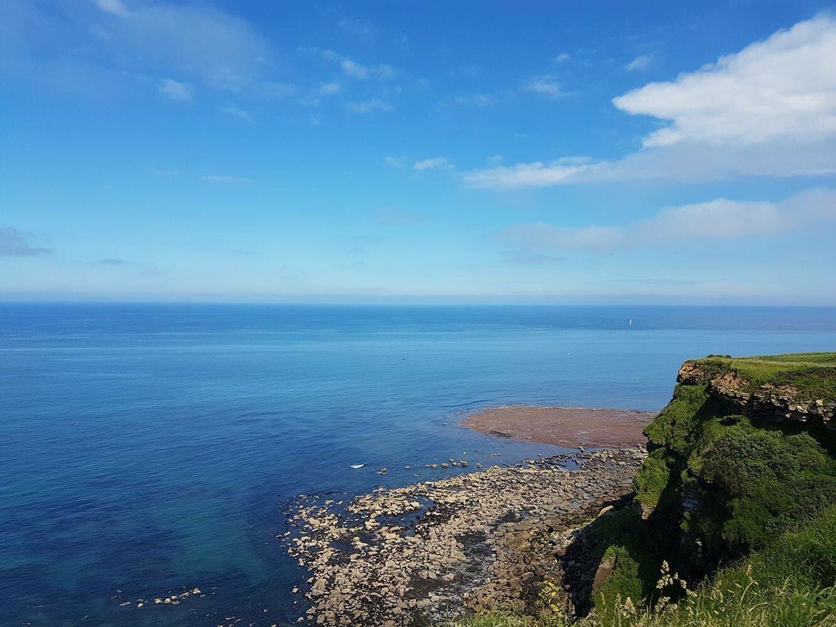 northyorkswx's tweet image. Saltwick Bay, Whitby yesterday. Photo credit: craigersbb on Instagram. @gazetteinwhitby @NYMoorsCoast @WhitbyHour