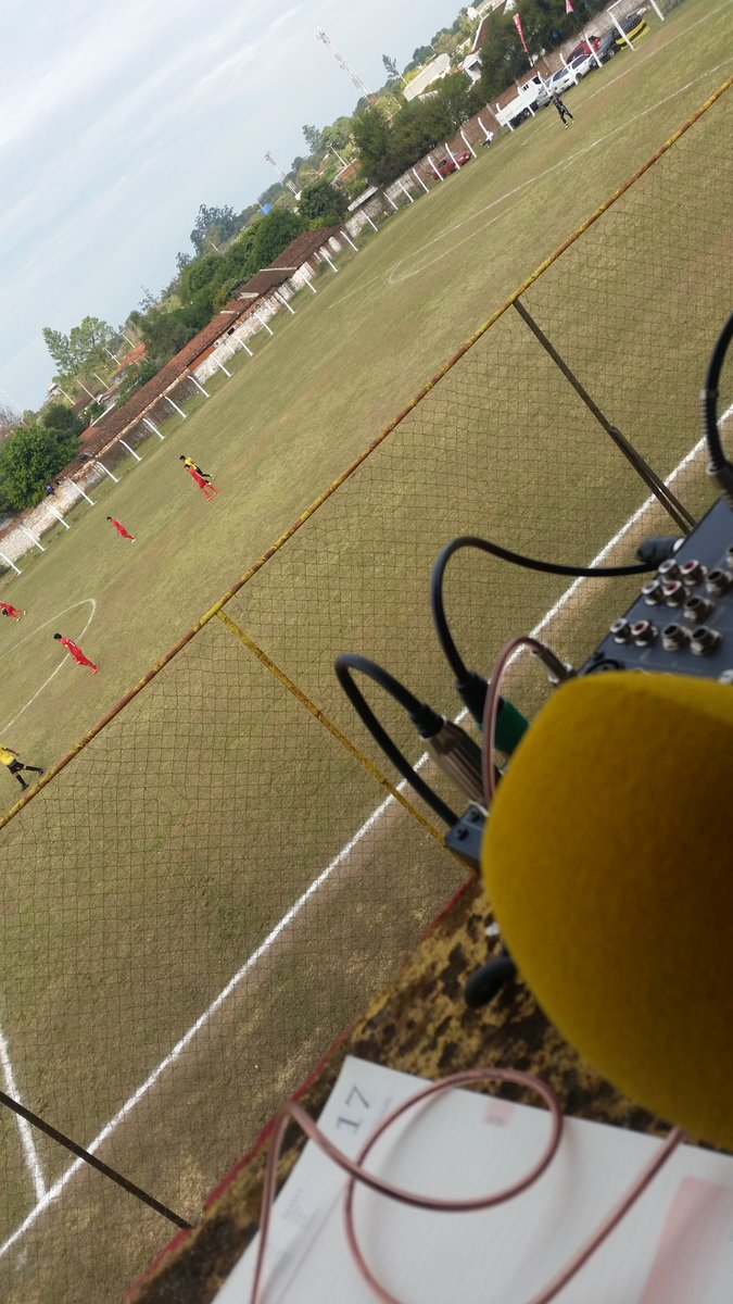 deporte102's tweet photo. 🏅#FutbolEnc
🏆#CopaCarlosMemmel
Ya estamos en el Hugo Stroessner para
#UniversalFBC vs #1rodeMarzo
🎧Prendete https://t.co/AIWiVzZRdG