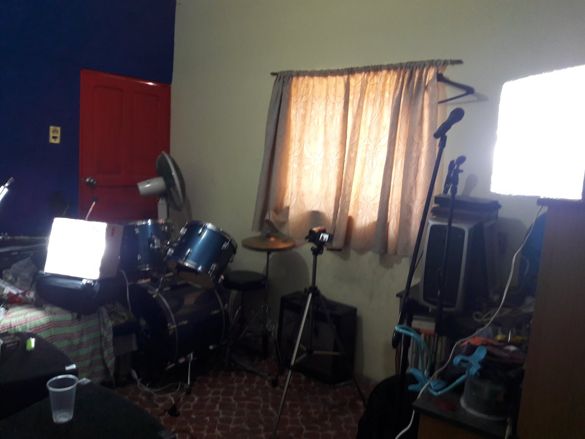 TeamCarlosChavo's tweet image. #NuevoVideo
Grabando!!
Nuevo set de grabacion!
#LosChavos