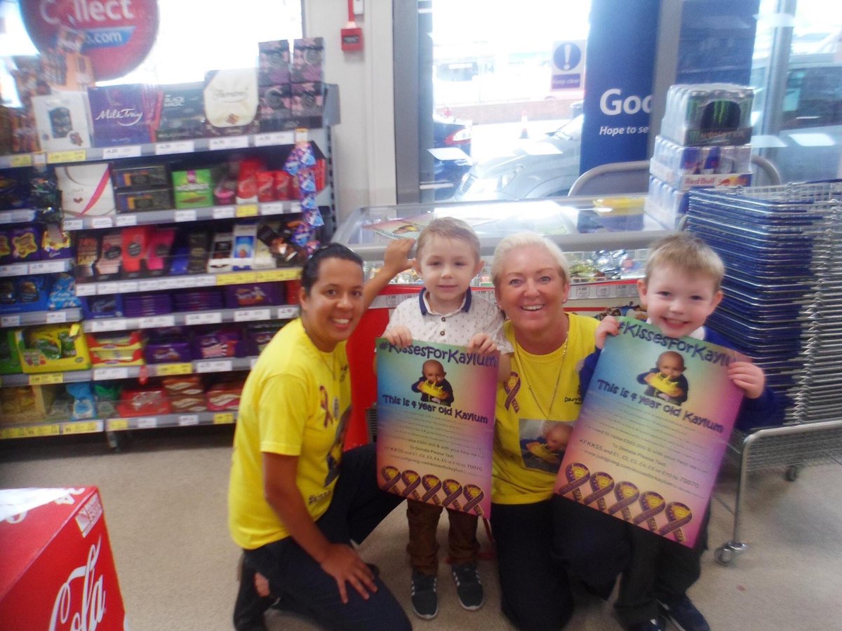 Kisses4kaylum's tweet photo. @Ange1i @TDAMSELL thank you so much @tesco #Cancer #ChildhoodCancerAwareness  still donate https://t.co/BDwFijn4oh https://t.co/bubW0NkY2H