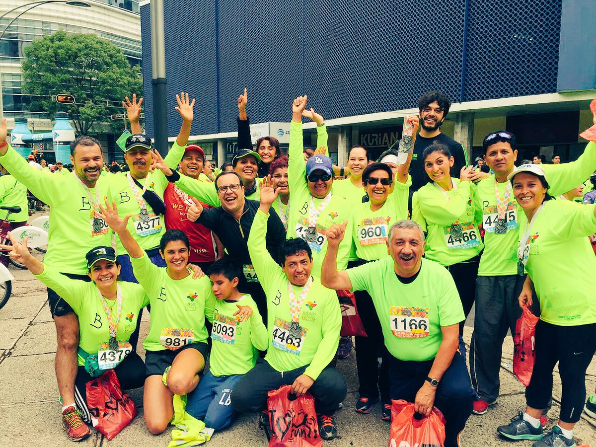 TeRobledo's tweet photo. Felicidades, Halcones. #HalconesRunners #OjosQueSienten #Guías #DiscapacidadVisual https://t.co/hLi8sUwxfn