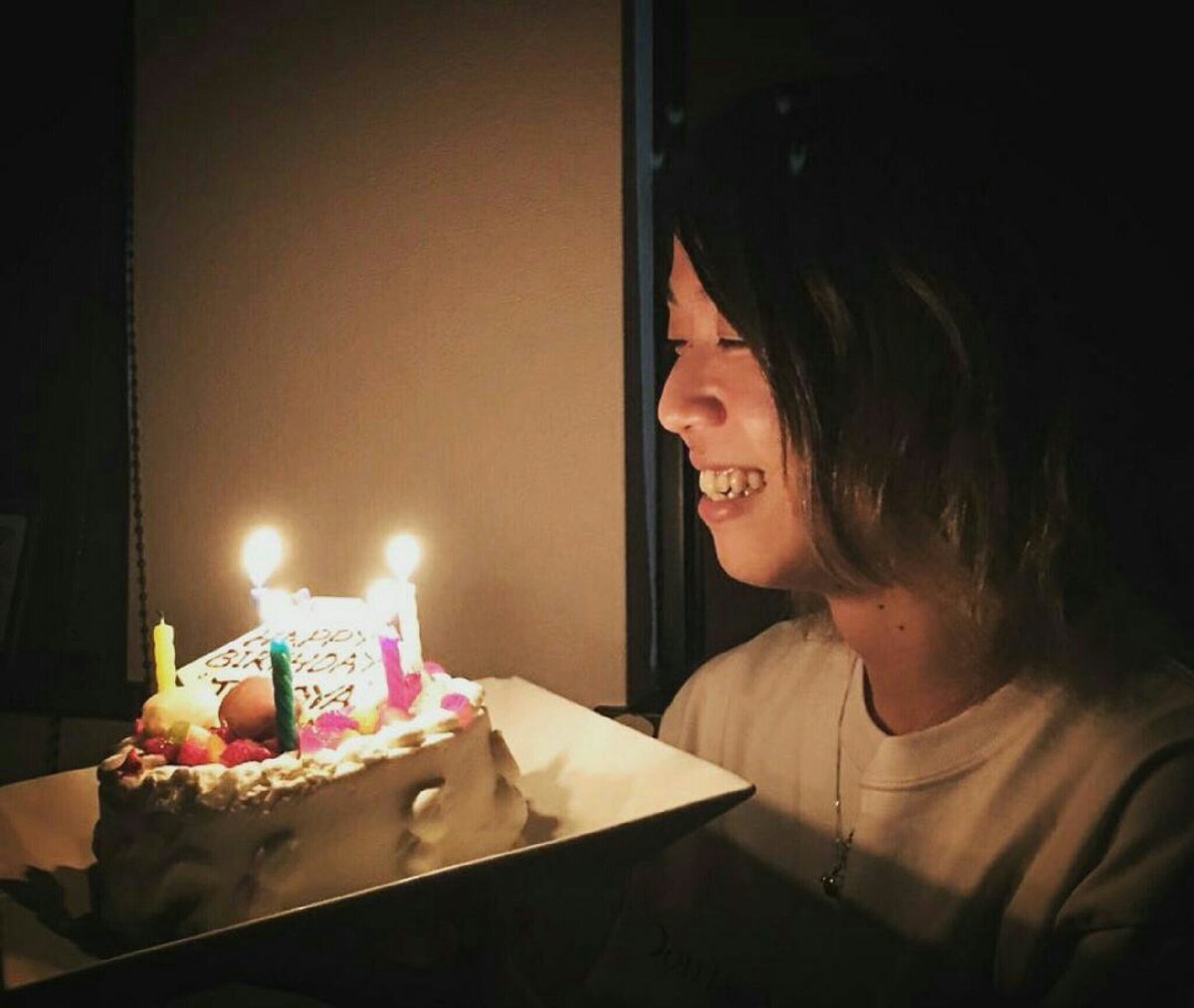 sho17_22's tweet photo. Tomoya happybirthday！！

かっこええわ、ほんま。
最後のスティック投げるとこ一番すき。
体にきおつけてがんばってー https://t.co/oKrnnt7WKh