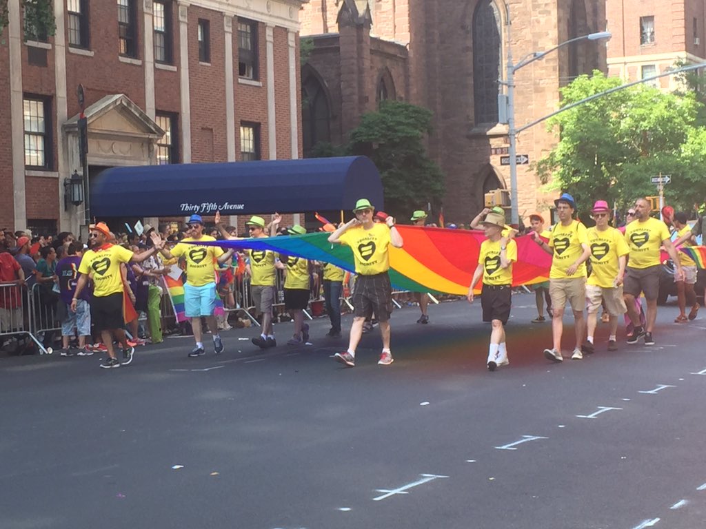 cuallies's tweet photo. Proud to see some Dignity allies at #NYCPride! @DignityDC https://t.co/pqg6j0vV0R