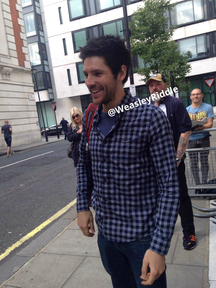 Colin Morgan being cute and doing sign language ❤️