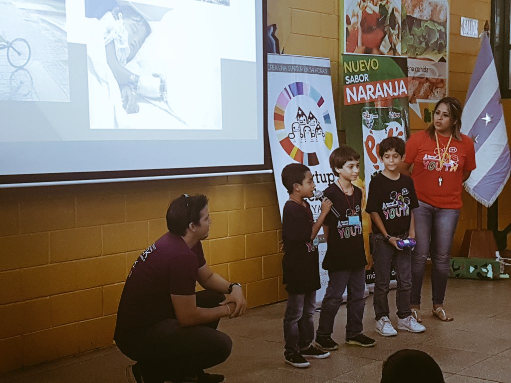 ConectaGye's tweet photo. El carro del saber, un juego para que los niños afectados por el terremoto aprendan jugando. #SWYouth https://t.co/zt79e3lbjt