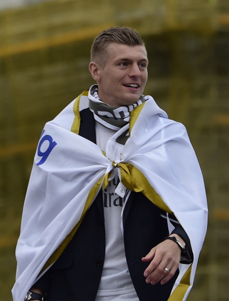 GentlemanMadrid's tweet photo. La Juve pide 140 millones + Kroos por Pogba.

Yo pido 140 millones + Pogba por Kroos, es intransferible. https://t.co/3iCQRdWXv7