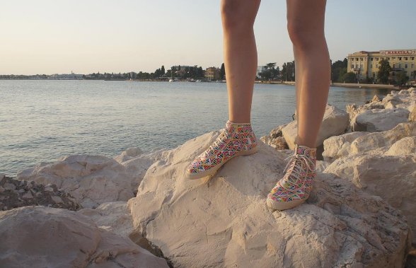 StartasUSA's tweet photo. Happy Sunsets with our 'Happy Flags' #SHOP https://t.co/mEWsoKSrIW #startassummer ๐ #startas #sneakers #summerstyle https://t.co/WDnWrwI3tA