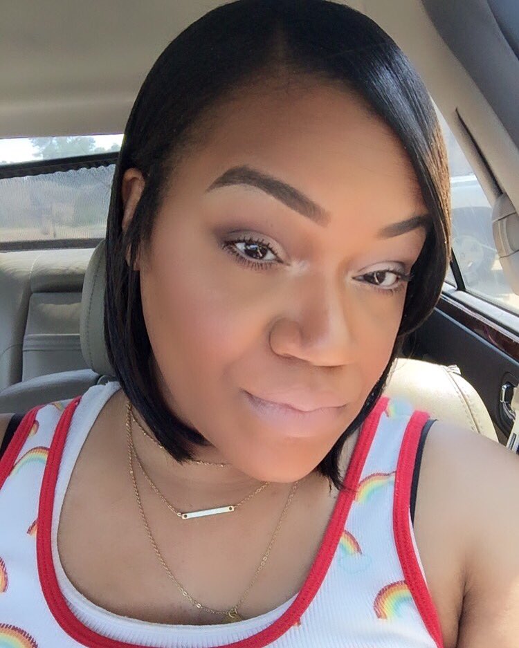 intentionalDee's tweet photo. #BBQ #summer16 #mua #vice #truth #puppylove #macpowder @norvina1 #bubblyglow #glaze #dipbrow #maracujacincealer #me https://t.co/iCxrniArrN