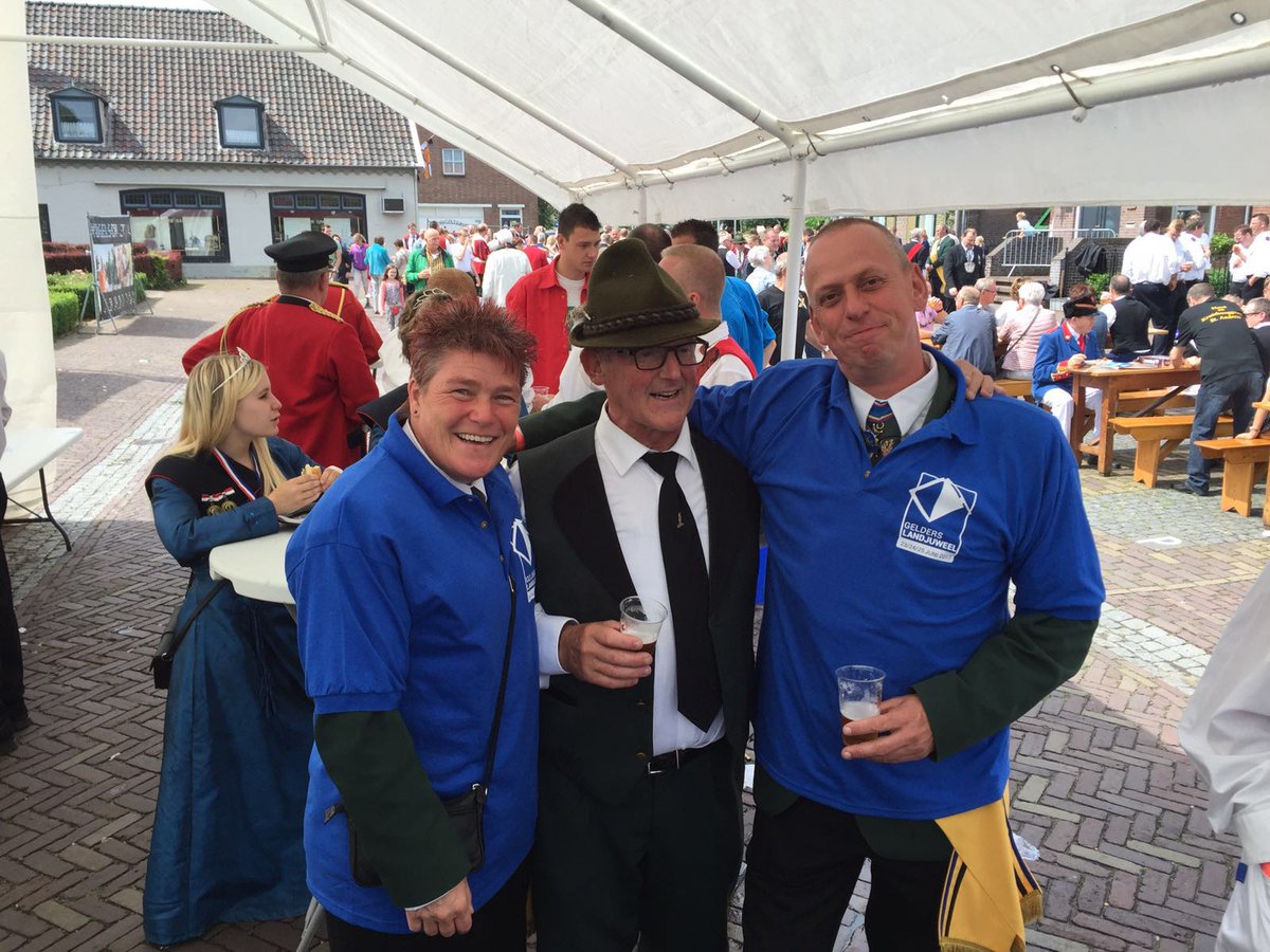StIsidorus's tweet image. #Landjuweel campagne in volle vaart
&amp;gt; landjuweel.oud-dijk.nl/landjuweel-cam…
#Kringdag De #Liemers 2016
&amp;gt; goo.gl/photos/F6y3xUV…