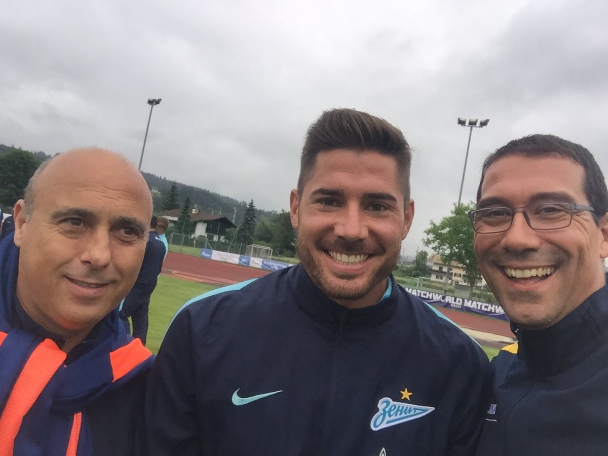 rggonzalo's tweet photo. It was a pleasure to meet you today, @Garay_24 @javigarcia06 Iraq Olympic team 0 - @zenit_spb 0 #goIraqgo #waytoRio https://t.co/tBCbcfFevq