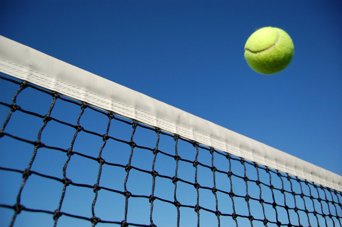 vechtdal's tweet photo. Fusie tennisclubs TOGO (1930, gravelbanen) en TVO (1985, tennishal en kunstgrasbanen). Nieuwe naam: TC Hardenberg. https://t.co/ClR4qVc8La