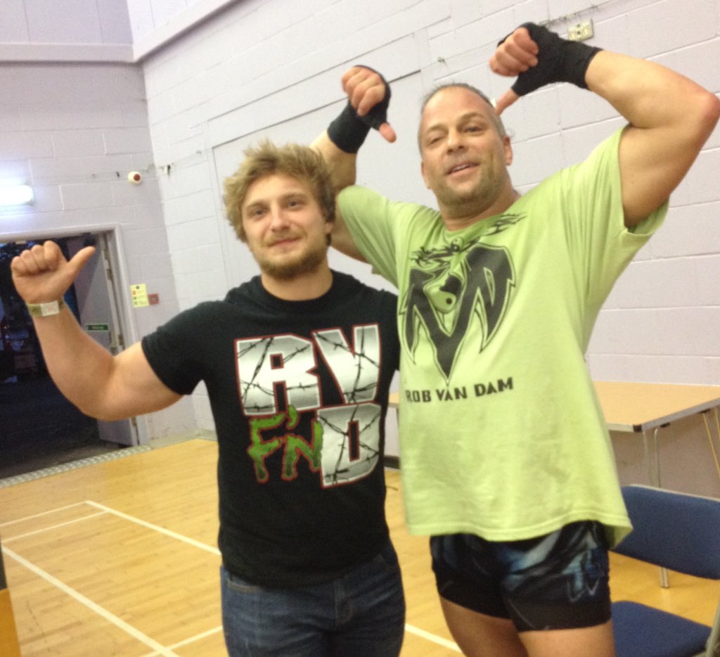 HulkPhilosophy's tweet photo. @ProPWP thanks once again! Great meeting the @TherealRVD this evening. Best show yet! https://t.co/dkCSdLgXmn