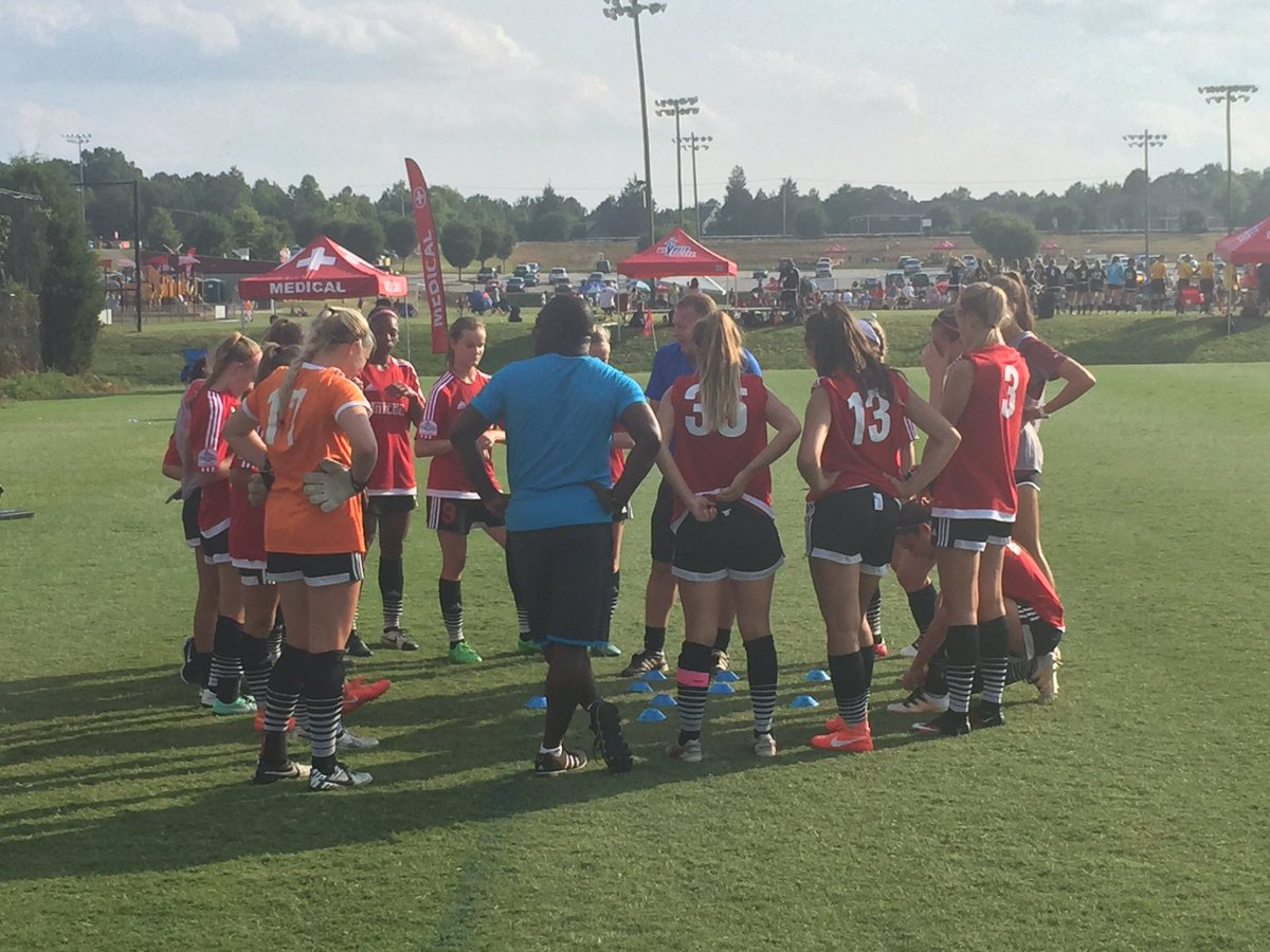 #SouthernRegionals Group Stage is almost over. #TeamGA huddles up to finish strong. #ROADtoTX