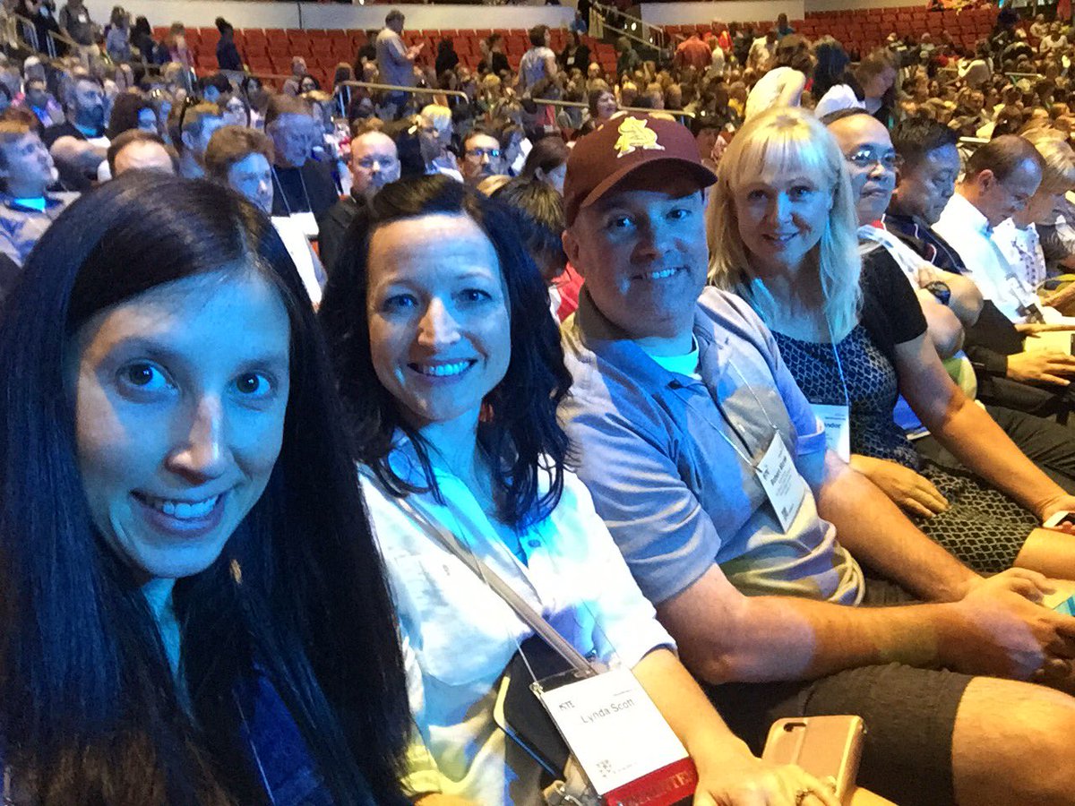 StaceyPasquel's tweet photo. Ready for some keynote fun! @lynda85326 @robertmorse #ISTE2016 https://t.co/FjSoPj7FFf