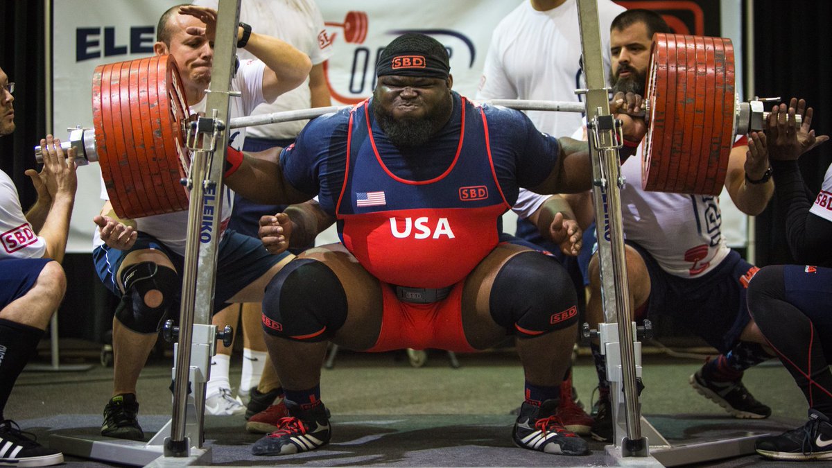 SBDApparel's tweet image. #USA's Ray Williams sets a new #Squat WR of 438kg (966lb) at the @IPF_tweet World #Powerlifting Championships