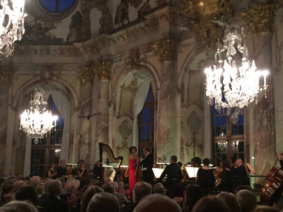 chrysoline's tweet photo. Merveilles à Wurzburg : @orchambreparis #IsabelleMoretti #FrançoisLeleux #Baroque #mozart #lebrun https://t.co/lprVWDwZDZ