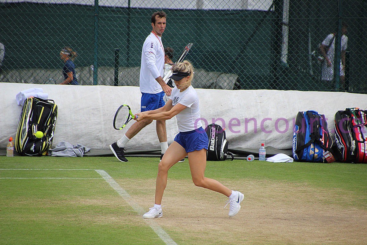 OpenCourt's tweet image. Stepanek: old dog, old tricks. #Hesabeauty #Bouch #checkingitout