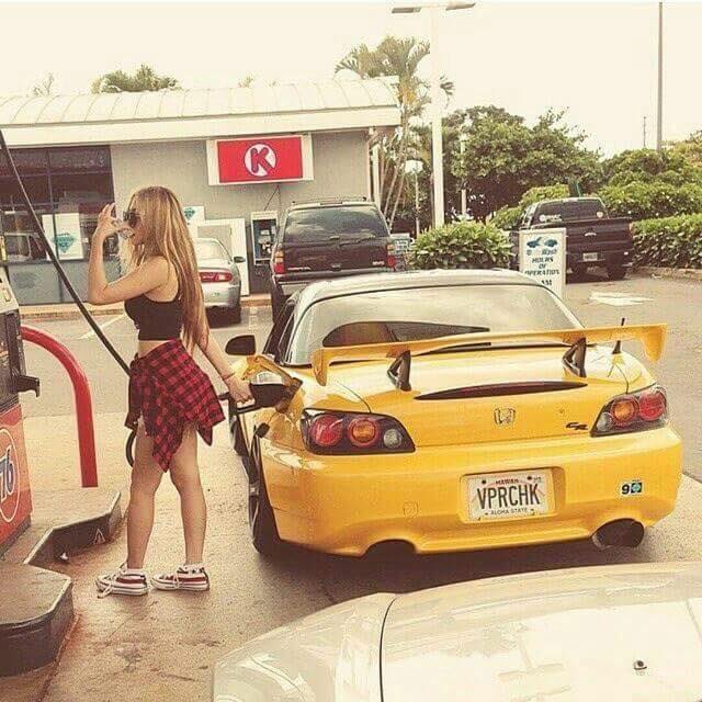 stancedsquad's tweet photo. Need to find myself a girl like this https://t.co/E0UBM77R5P